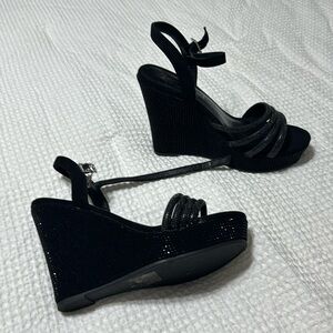 Juicy Courture wedges